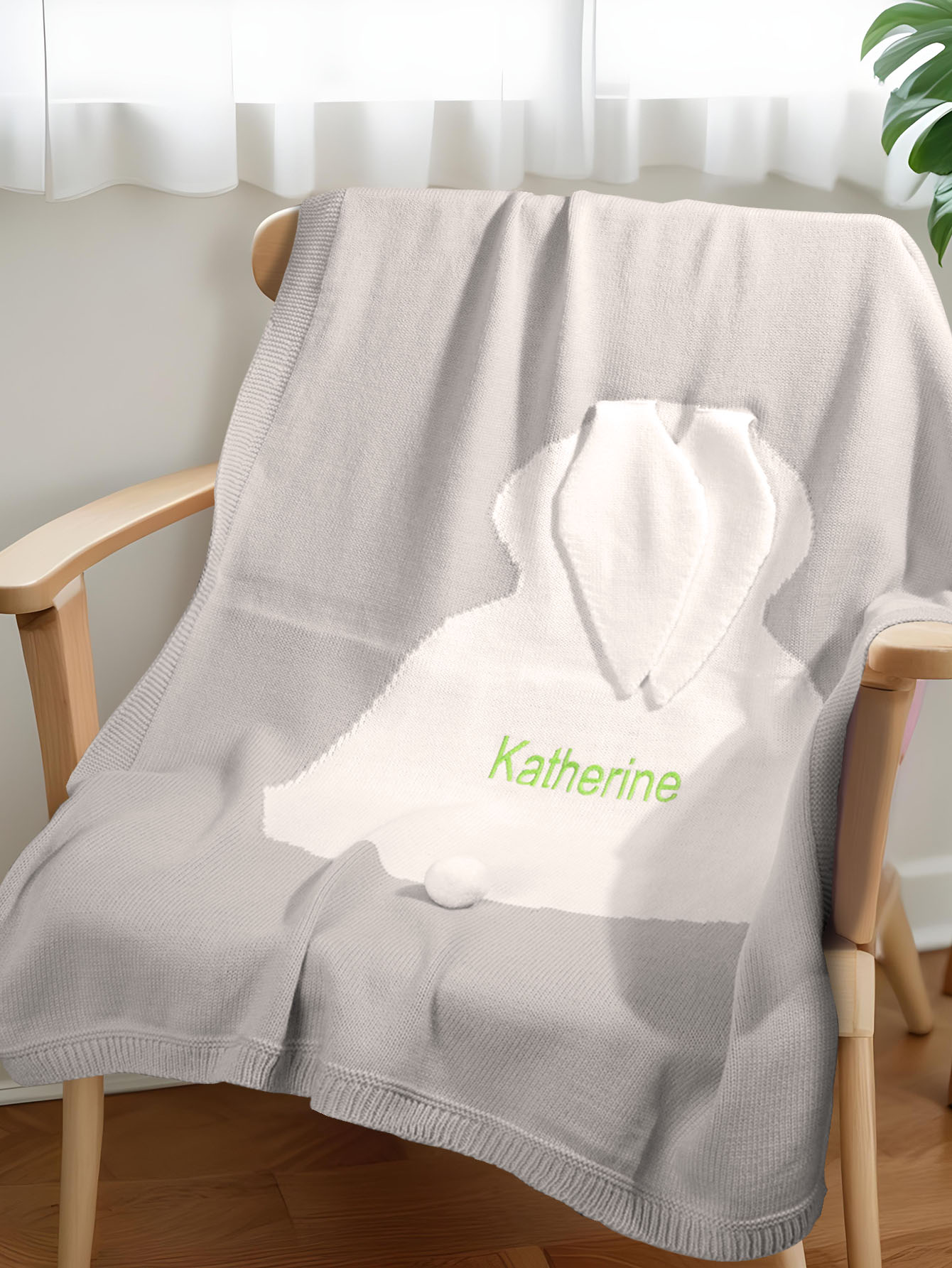 Couverture tricotée personnalisée Gris – Modèle lapin avec prénom brodé- Cadeau de naissance -Monbijoo