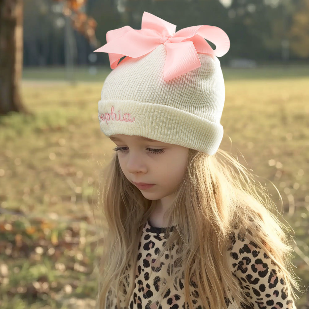 Bonnet tricoté personnalisé pour bébé avec nœud – Cadeau d'anniversaire unique